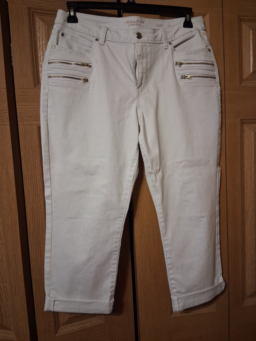 Jennifer Lopez White Cropped Zip-Pocket Jeans